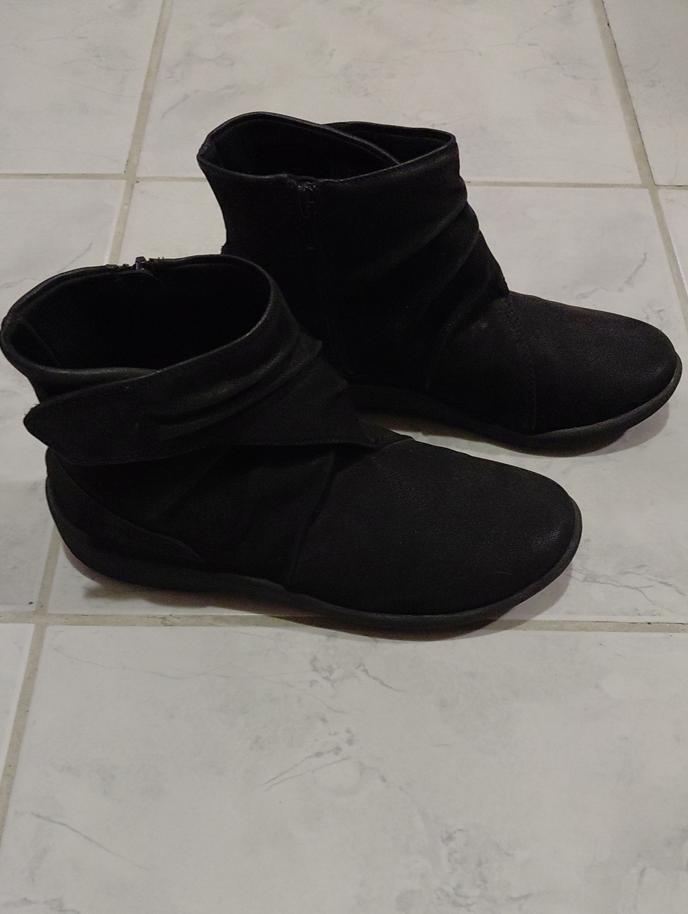 CLOUDSTEPPERS By Clarks Black Ankle Boots